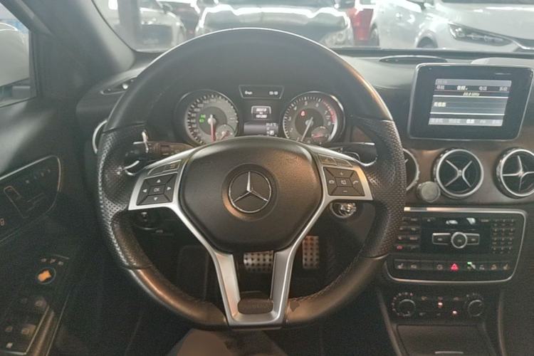 Used Mercedes-Benz GLA 2015 GLA 260 4MATIC Steering Wheel