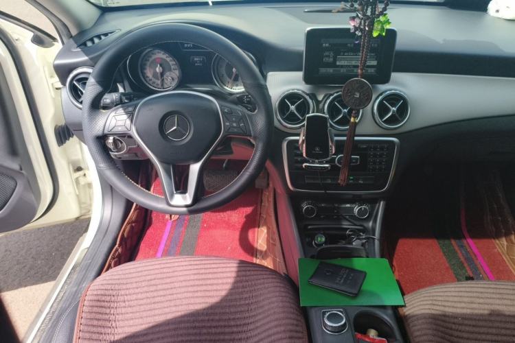 Used Mercedes-Benz GLA 2015 GLA 200 Steering Wheel