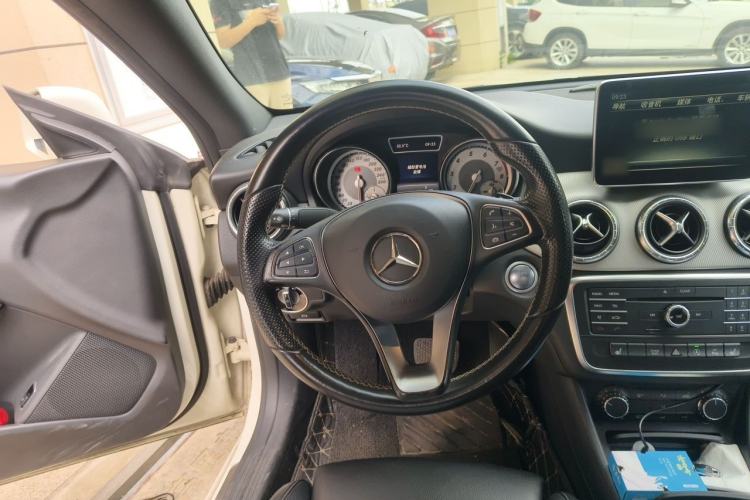 Used Mercedes-Benz GLA 2015 GLA 200 Steering Wheel
