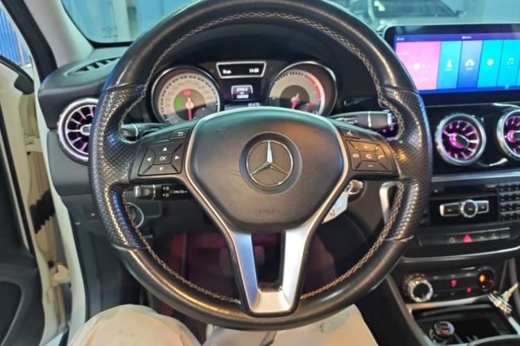 Used Mercedes-Benz GLA 2015 GLA 200 Steering Wheel