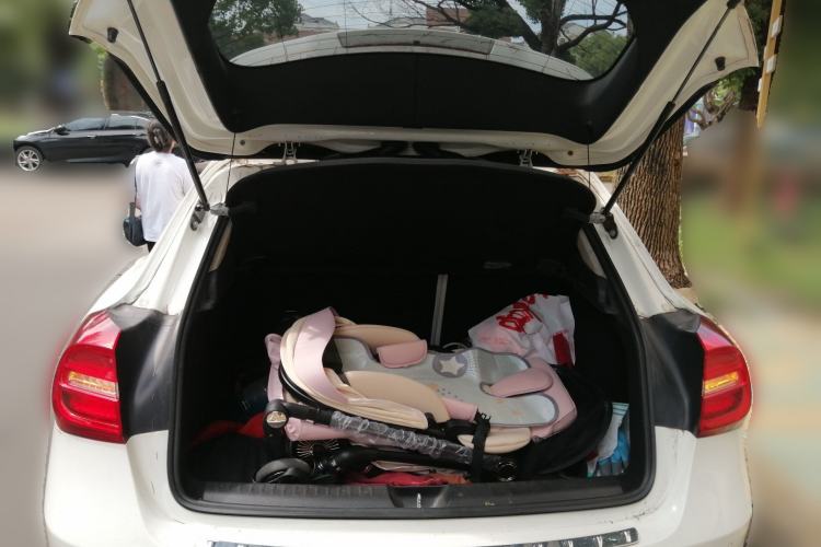 Used Mercedes-Benz GLA 2015 GLA 200 Fashion Model Trunk