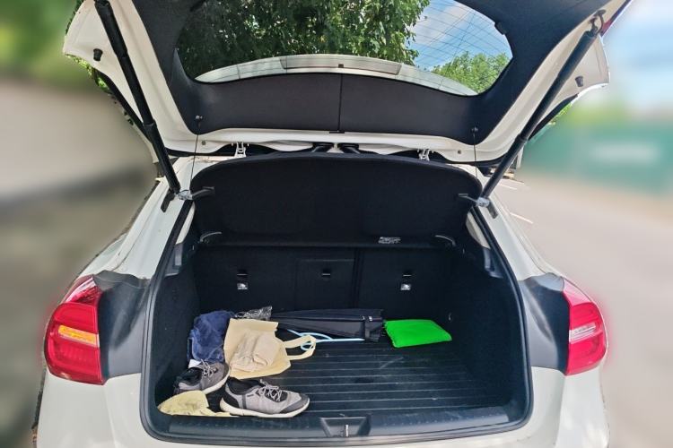 Used Mercedes-Benz GLA 2015 GLA 200 Fashion Model Trunk