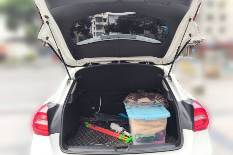 Used Mercedes-Benz GLA 2015 GLA 200 Fashion Model Trunk