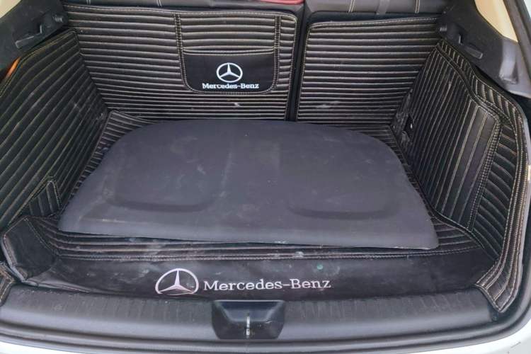 Used Mercedes-Benz GLA 2015 GLA 200 Sport Edition Trunk