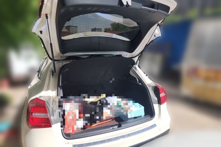 Used Mercedes-Benz GLA 2015 GLA 200 Fashion Model Trunk