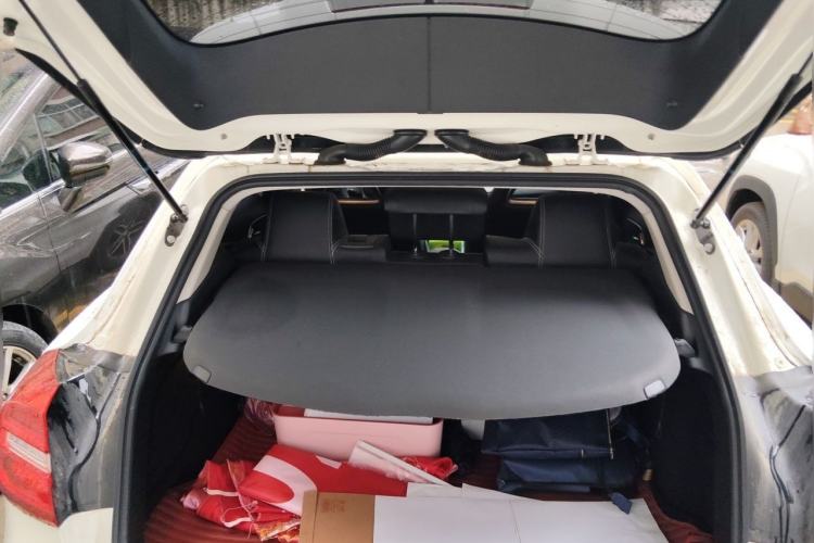 Used Mercedes-Benz GLA 2015 GLA 200 Fashion Model Trunk