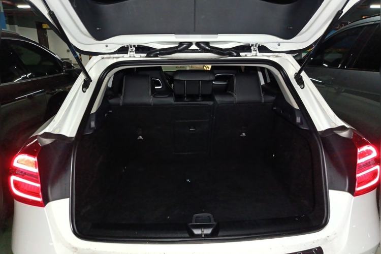 Used Mercedes-Benz GLA 2015 GLA 200 Fashion Model Trunk