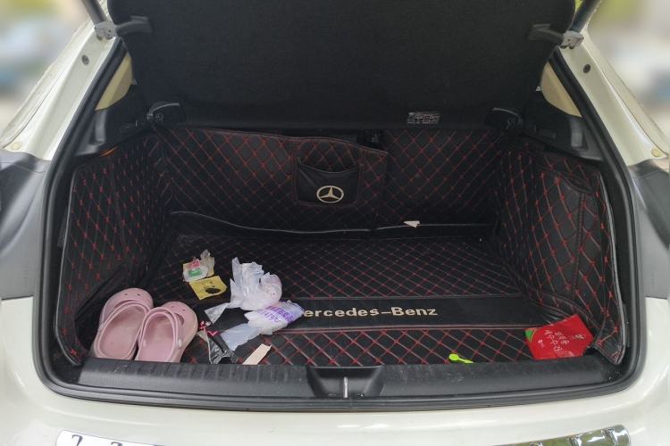 Used Mercedes-Benz GLA 2015 GLA 220 4MATIC Luxury Model Trunk
