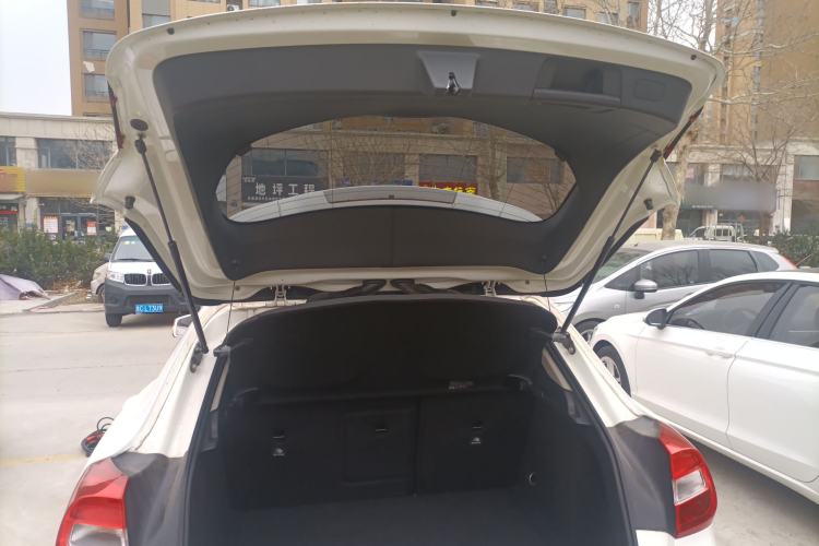 Used Mercedes-Benz GLA 2015 GLA 200 Sport Edition Trunk