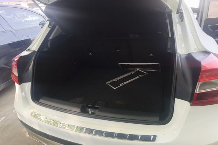 Used Mercedes-Benz GLA 2015 GLA 200 Sport Edition Trunk