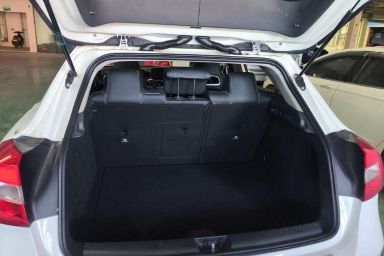 Used Mercedes-Benz GLA 2015 GLA 200 Sport Edition Trunk