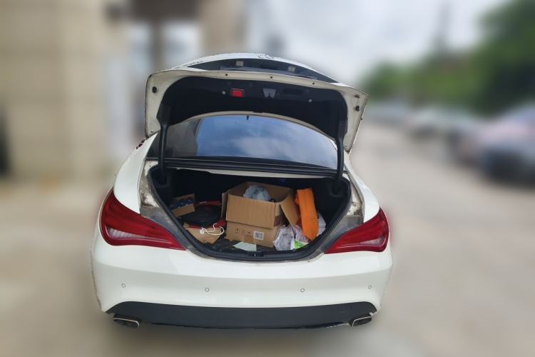 Used Mercedes-Benz GLA 2015 GLA 200 Trunk