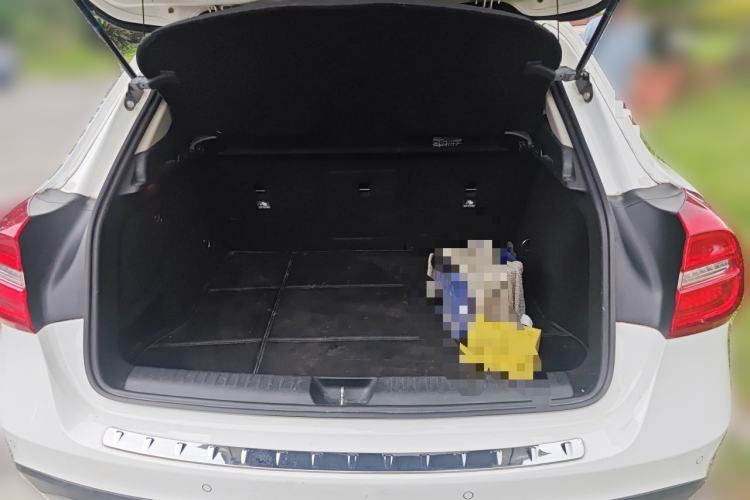 Used Mercedes-Benz GLA 2015 GLA 200 Fashion Model Trunk