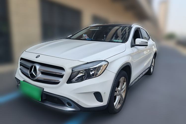 Used Mercedes-Benz GLA 2015 GLA 200 Sport Edition Guazi used car, China used car export, Used car for sale, Used  cars, Cheapest cars for sale