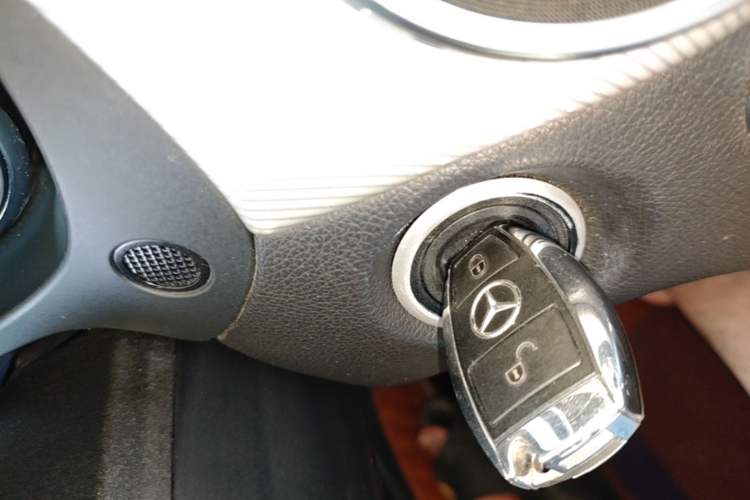Used Mercedes-Benz GLA 2015 GLA 220 4MATIC Fashion Model Vehicle Key