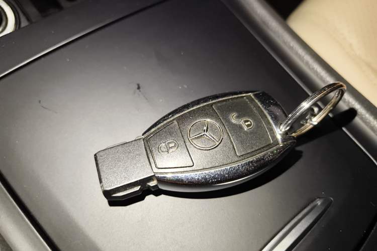 Used Mercedes-Benz GLA 2015 GLA 220 4MATIC Fashion Model Vehicle Key