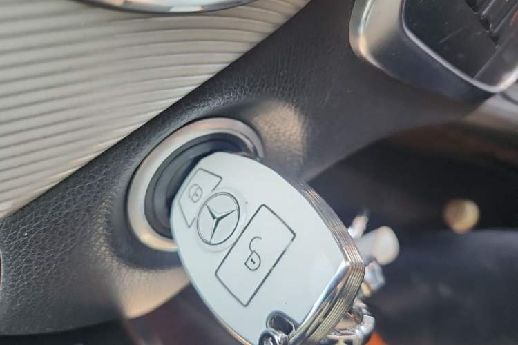 Used Mercedes-Benz GLA 2015 GLA 200 Fashion Model Vehicle Key