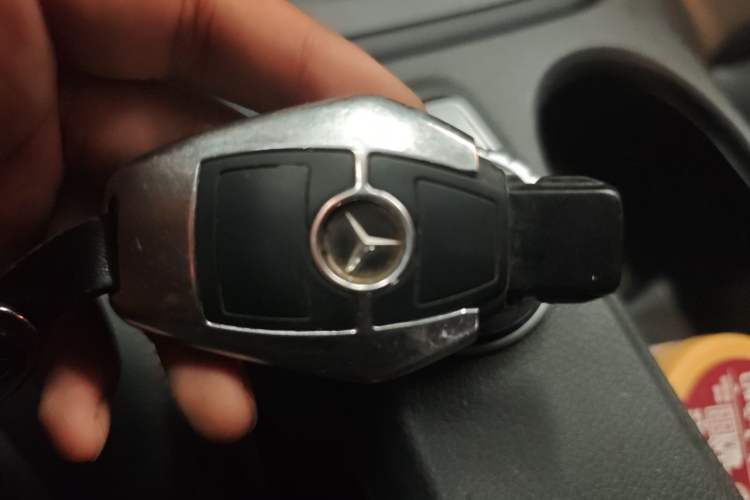 Used Mercedes-Benz GLA 2015 GLA 200 Fashion Model Vehicle Key