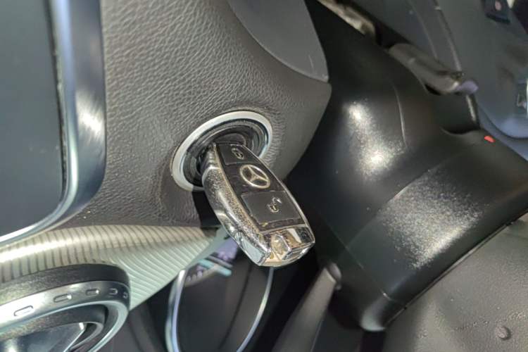 Used Mercedes-Benz GLA 2015 GLA 200 Sport Edition Vehicle Key