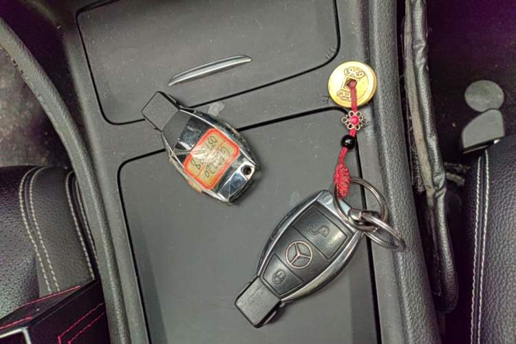 Used Mercedes-Benz GLA 2015 GLA 220 4MATIC Fashion Model Vehicle Key