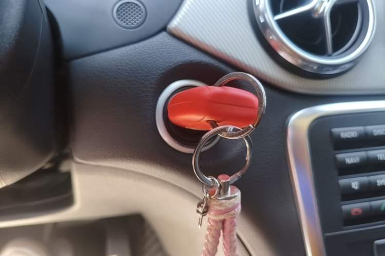 Used Mercedes-Benz GLA 2015 GLA 200 Fashion Model Vehicle Key