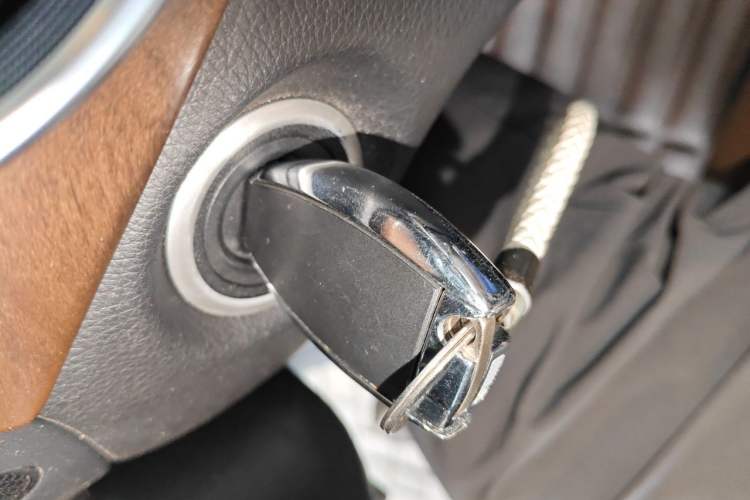 Used Mercedes-Benz GLA 2015 GLA 260 4MATIC Vehicle Key