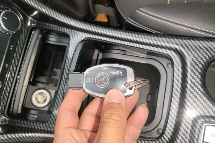 Used Mercedes-Benz GLA 2015 GLA 200 Vehicle Key