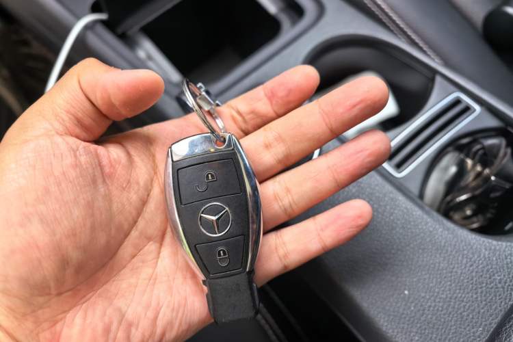 Used Mercedes-Benz GLA 2015 GLA 200 Sport Edition Vehicle Key