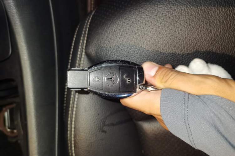 Used Mercedes-Benz GLA 2015 GLA 220 4MATIC Fashion Model Vehicle Key