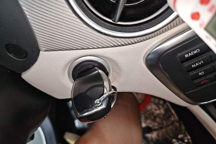 Used Mercedes-Benz GLA 2015 GLA 200 Fashion Model Vehicle Key