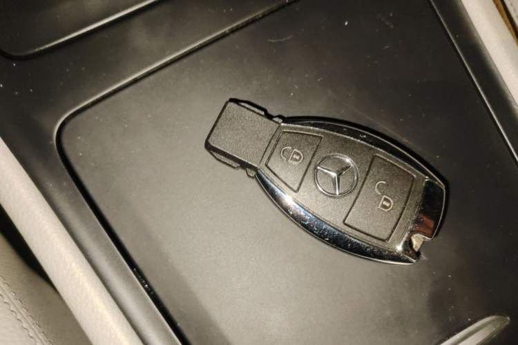 Used Mercedes-Benz GLA 2015 GLA 220 4MATIC Fashion Model Vehicle Key