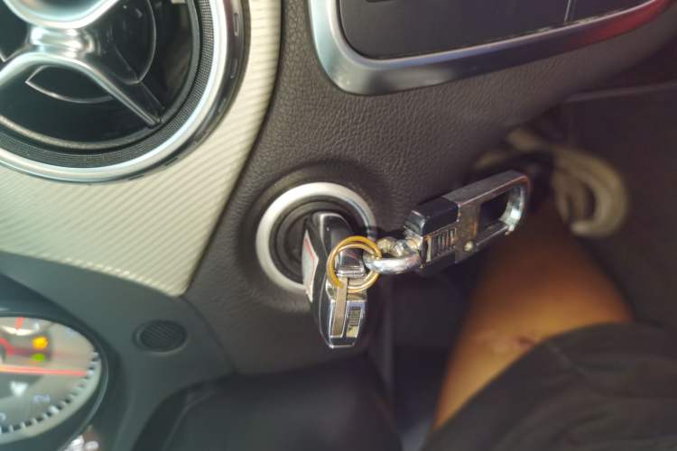 Used Mercedes-Benz GLA 2015 GLA 200 Vehicle Key