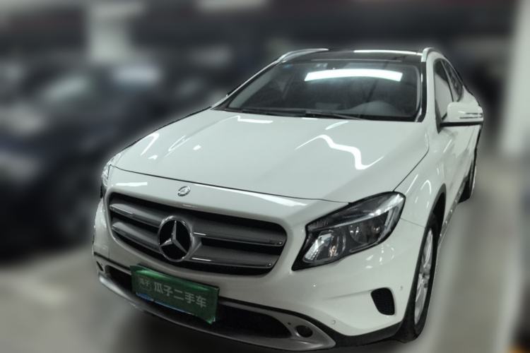 Used Mercedes-Benz GLA 2015 GLA 200 Sport Edition Guazi used car, China used car export, Used car for sale, Used cars, Cheapest cars for sale