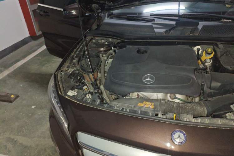 Used Mercedes-Benz GLA 2015 GLA 200 Fashion Model Engine Bay Right