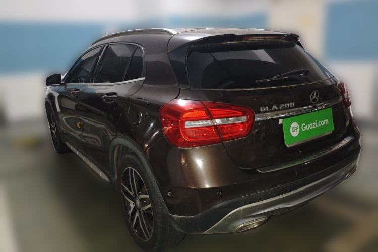Used Mercedes-Benz GLA 2015 GLA 200 Fashion Model Rear Left 45 Deg