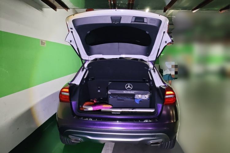 Used Mercedes-Benz GLA 2015 GLA 220 4MATIC Fashion Model Trunk