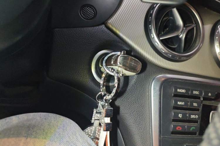Used Mercedes-Benz GLA 2015 GLA 200 Fashion Model Vehicle Key