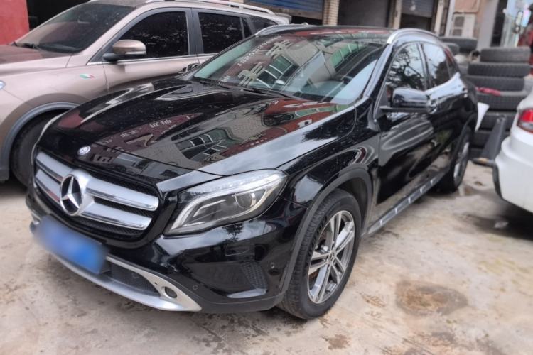 Used Mercedes-Benz GLA 2016 GLA 220 4MATIC Fashion Edition Guazi used car, China used car export, Used car for sale, Used cars, Cheapest cars for sale