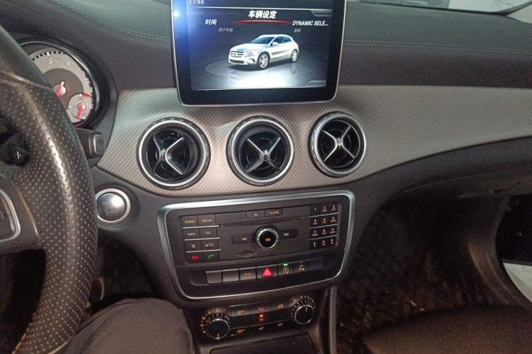 Used Mercedes-Benz GLA 2016 GLA 200 Fashion Model Audio And AC Panel