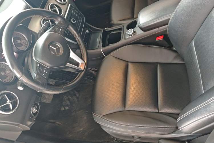 Used Mercedes-Benz GLA 2016 GLA 200 Fashion Model Driver Seat