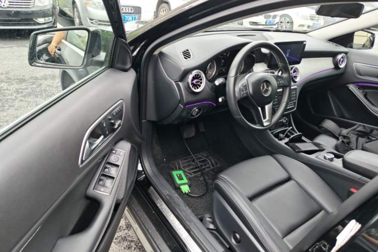 Used Mercedes-Benz GLA 2016 GLA 200 Fashion Model Driver Seat
