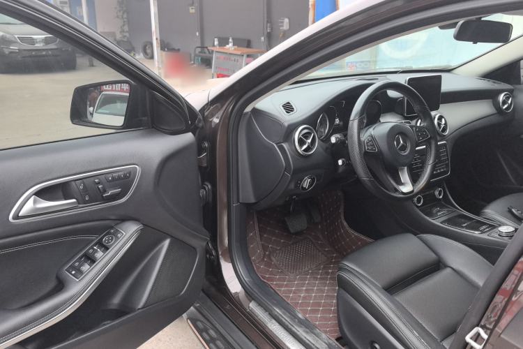 Used Mercedes-Benz GLA 2016 GLA 200 Fashion Model Driver Seat