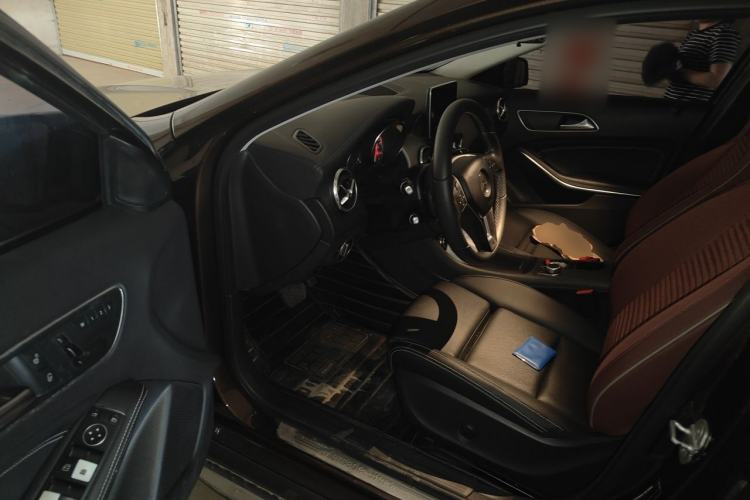 Used Mercedes-Benz GLA 2016 GLA 200 Fashion Model Driver Seat