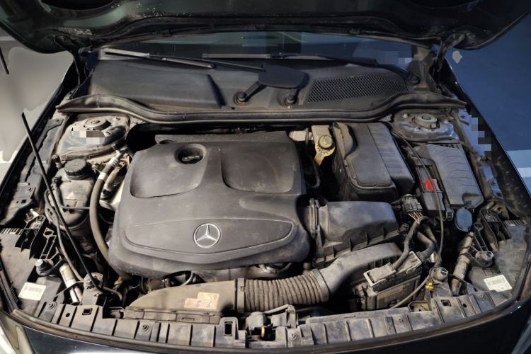 Used Mercedes-Benz GLA 2016 GLA 220 4MATIC Fashion Edition Engine Bay