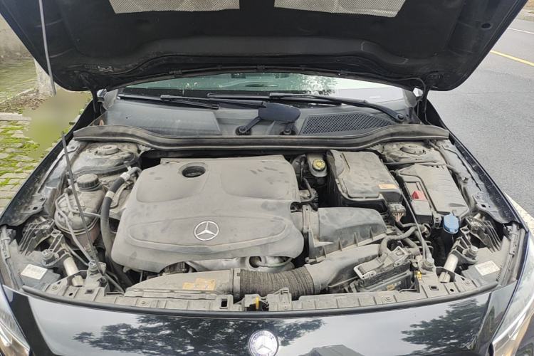 Used Mercedes-Benz GLA 2016 GLA 200 Sport Edition Engine Bay