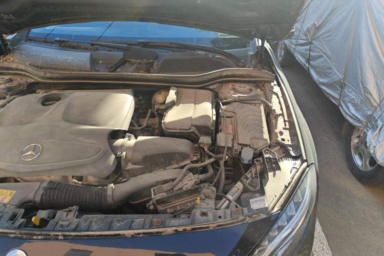 Used Mercedes-Benz GLA 2016 GLA 220 4MATIC Fashion Edition Engine Bay Left