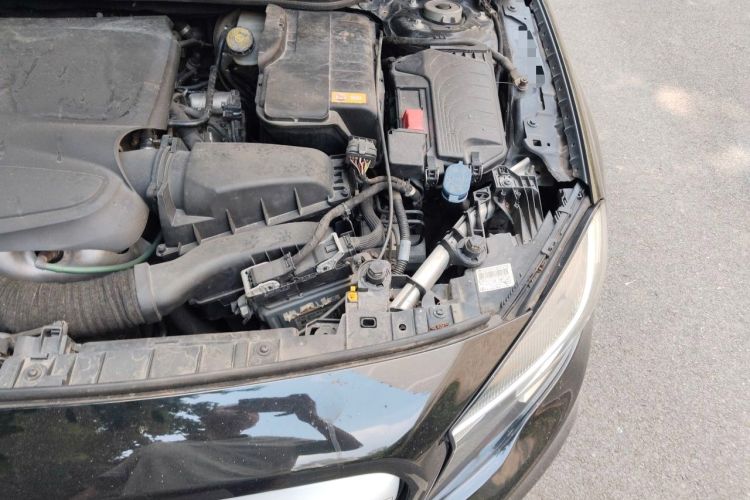 Used Mercedes-Benz GLA 2016 GLA 200 Sport Edition Engine Bay Left