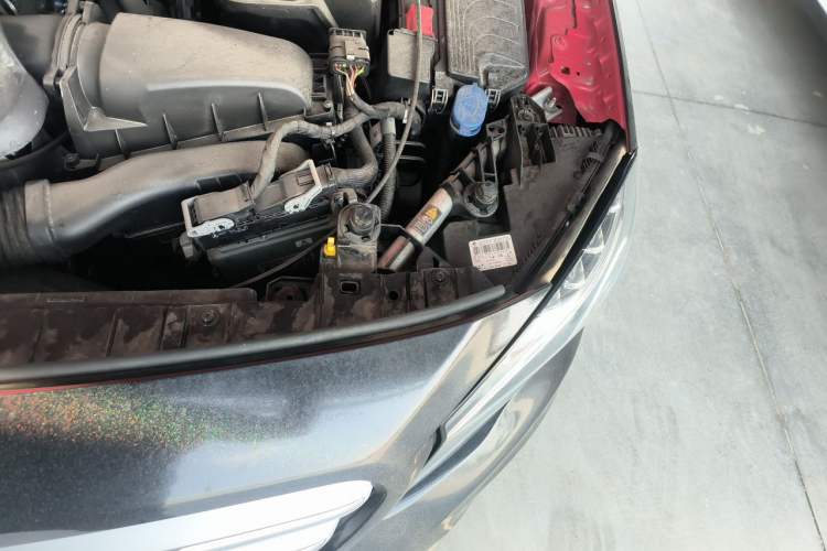 Used Mercedes-Benz GLA 2016 GLA 220 4MATIC Fashion Edition Engine Bay Left