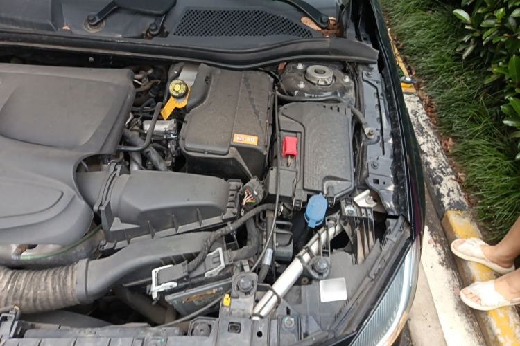 Used Mercedes-Benz GLA 2016 GLA 200 Sport Edition Engine Bay Left