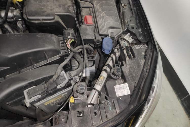 Used Mercedes-Benz GLA 2016 GLA 220 4MATIC Fashion Edition Engine Bay Left